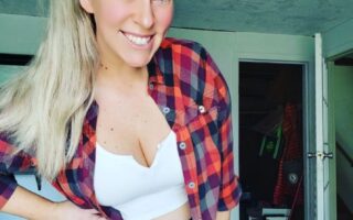 This Amazing Energetic Woman Inspires Positive Change and She’s Worth Following
